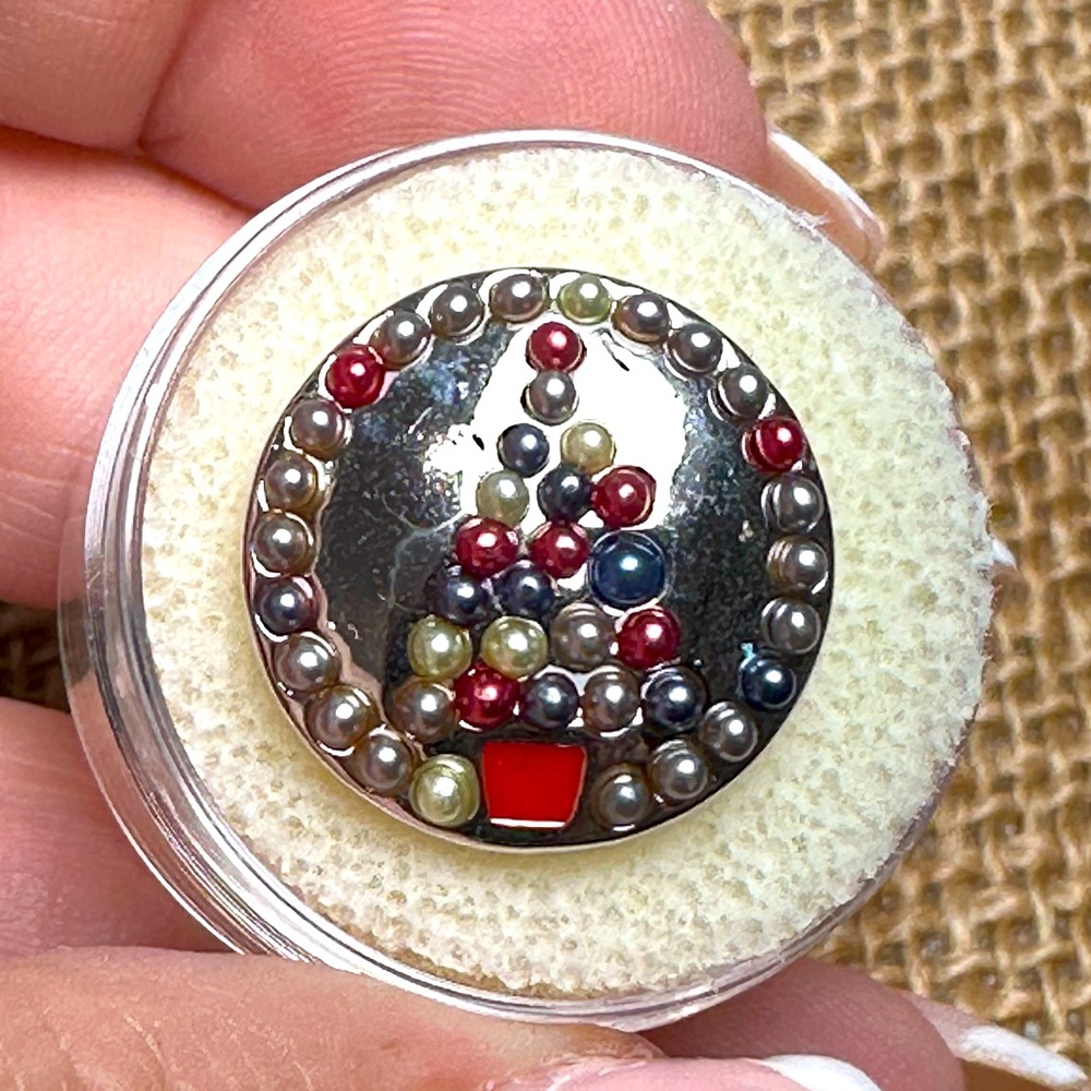 Magnolia and Vine 18mm Original OH CHRISTMAS TREE pearl Snap